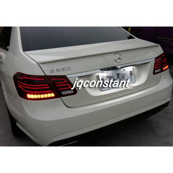 新品 左右4点セット 2009-2012y M.BENZ W212 セダン用 LEDテールランプ  