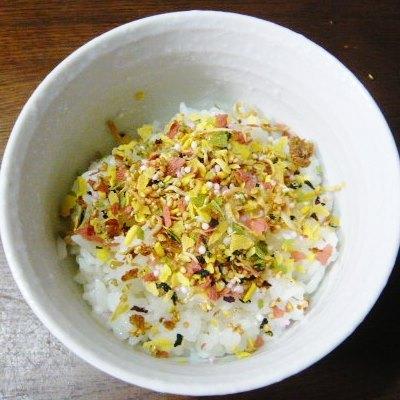 訳ありセール 送料無料 代引き不可商品 2袋 熊本県産 ふりかけ 味くらべ花ちりめんご当地のグルメのふりかけ 熊本復興応援しよう Aynaelda Com