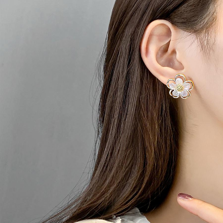 ピアスレディース スタッドピアス 大ぶり モチーフピアス 花 可愛い イヤリング 人気アクセサリー メール便送料無料 6fm042pc Jryuukin 通販 Yahoo ショッピング