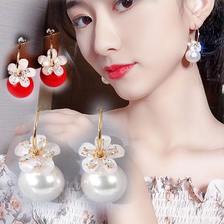 ピアス レディース 揺れる 2wayパール 大ぶり モチーフピアス 花 可愛い イヤリング 人気アクセサリー メール便送料無料 6fm052pc Jryuukin 通販 Yahoo ショッピング