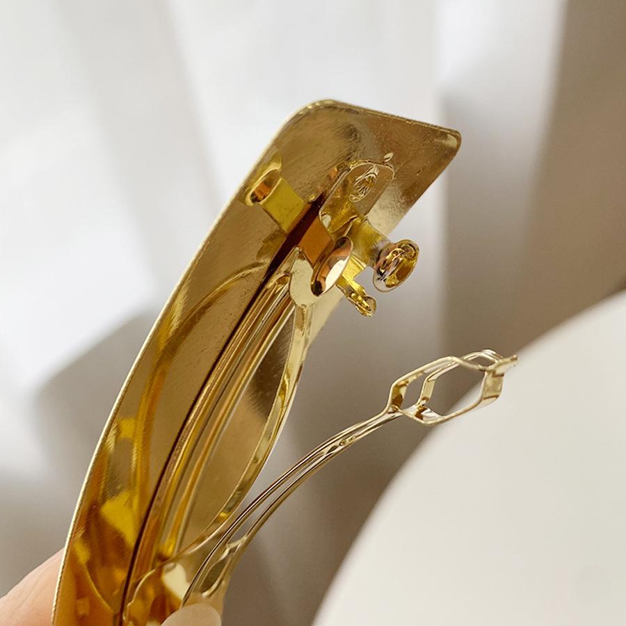 acca ゴールド バレッタ ヘアピン 髪留め ヘアクリップ ヘアメイク acca（バレッタ/ヘアクリップ ・ ゴールド/金色系）のフリマ