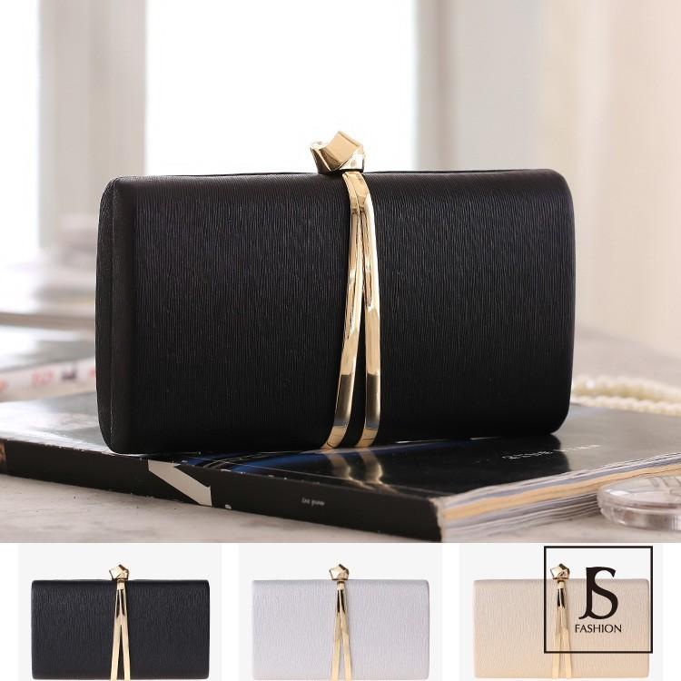 パーティーバッグ ゴールドラインデザインクラッチ 3色 ブラック シルバー イエローゴールド クラッチバッグ 結婚式 パーティー Jsファッション Yw Js Fashion 通販 Yahoo ショッピング