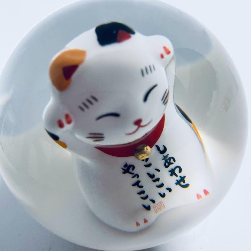 丸型 シフトノブ クリスタル 招き猫 幸せこいこい トラック 自動車 開運 水中花 | 