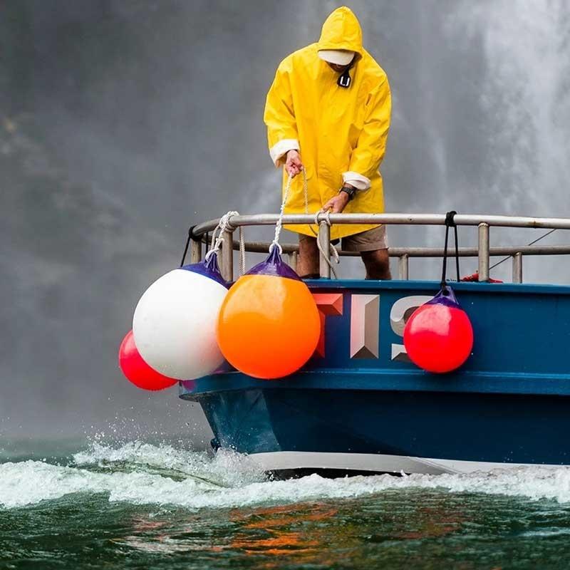 Aシリーズ フェンダー レッド / イエロー POLYFORM 01697 |  | 03