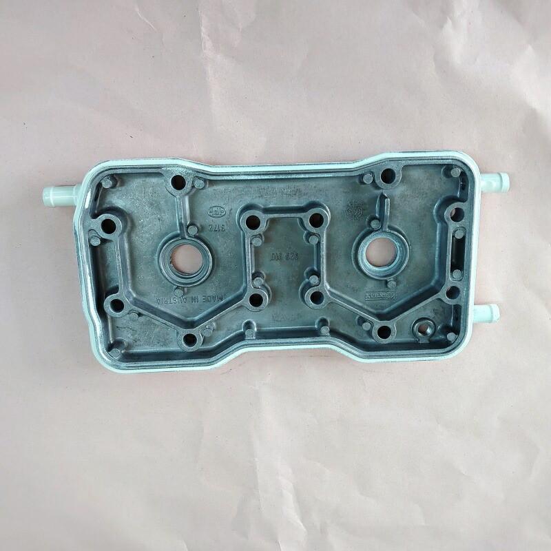 在庫処分 SEADOO純正 シリンダーヘッドカバー 420923314 GSX(96-97) GTX(96-97) SPX(97) XP(96-97) |  | 01