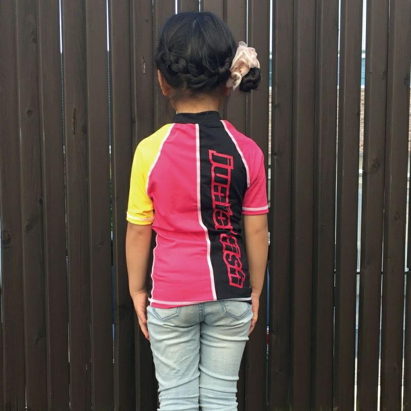 ラッシュガード キッズ 男の子 女の子 子供用 半袖 フードなし かぶり 海水浴 水着 プール 水遊び 日焼け防止 UVケア JCR-351 JUNIOR-FISH(ジュニアフィッシュ) |  | 01