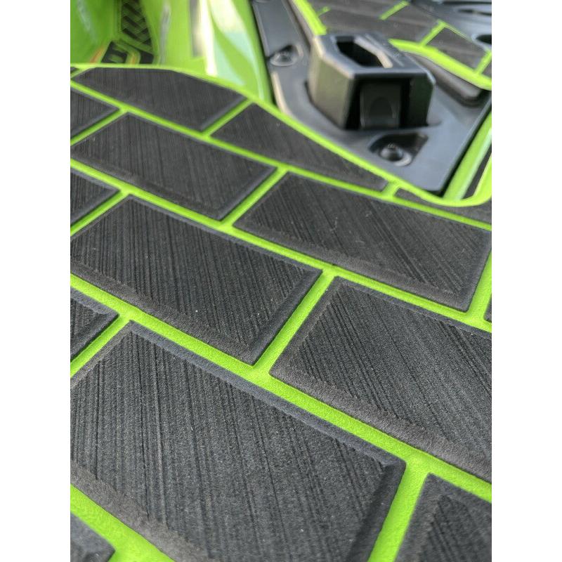UNLIMITED アンリミテッド SeaDoo デッキマット テープ付 RXT-X UNLIMITED アンリミテッド SeaDoo デッキマット テープ付 RXT-X
