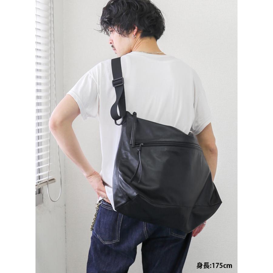 本革 レザーバッグ ショルダーバッグ 鞄 バッグ 羊革 ブラック 黒 LB619 |  | 16