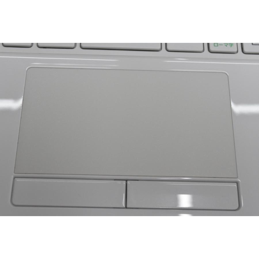 中古 ノートパソコン FUJITSU LIFEBOOK AH AH30/B3 FMVA30B3W アーバン