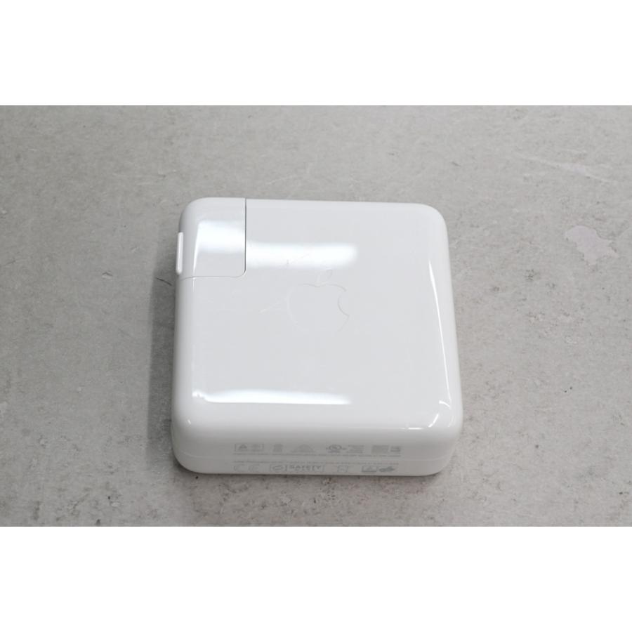 [中古]Apple MacBook Pro 13インチ 1.4GHz Touch Bar搭載モデル シルバー MXK62J/Aの画像