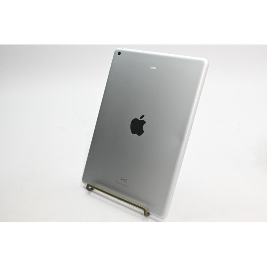iPad [中古]Apple (第8世代) Wi-Fiモデル 32GB シルバー PYLA2J/A