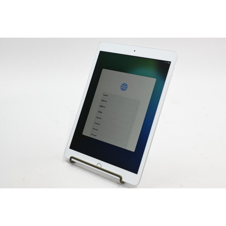iPad 第8世代 32GBシルバー MYLA2J/A 中古 美品 iPad [中古]Apple (第8世代) Wi-Fiモデル 32GB シルバー MYLA2J/A