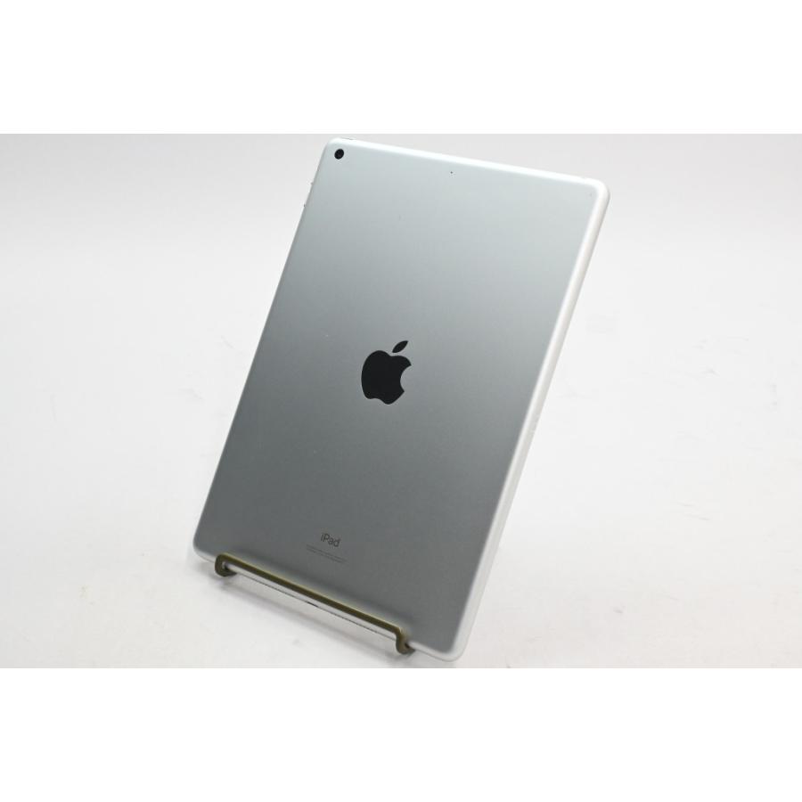 Apple iPad 第8世代 32GB シルバー　ケース付き！MYLA2J/A iPad [中古]Apple (第8世代) Wi-Fiモデル 32GB シルバー MYLA2J/A