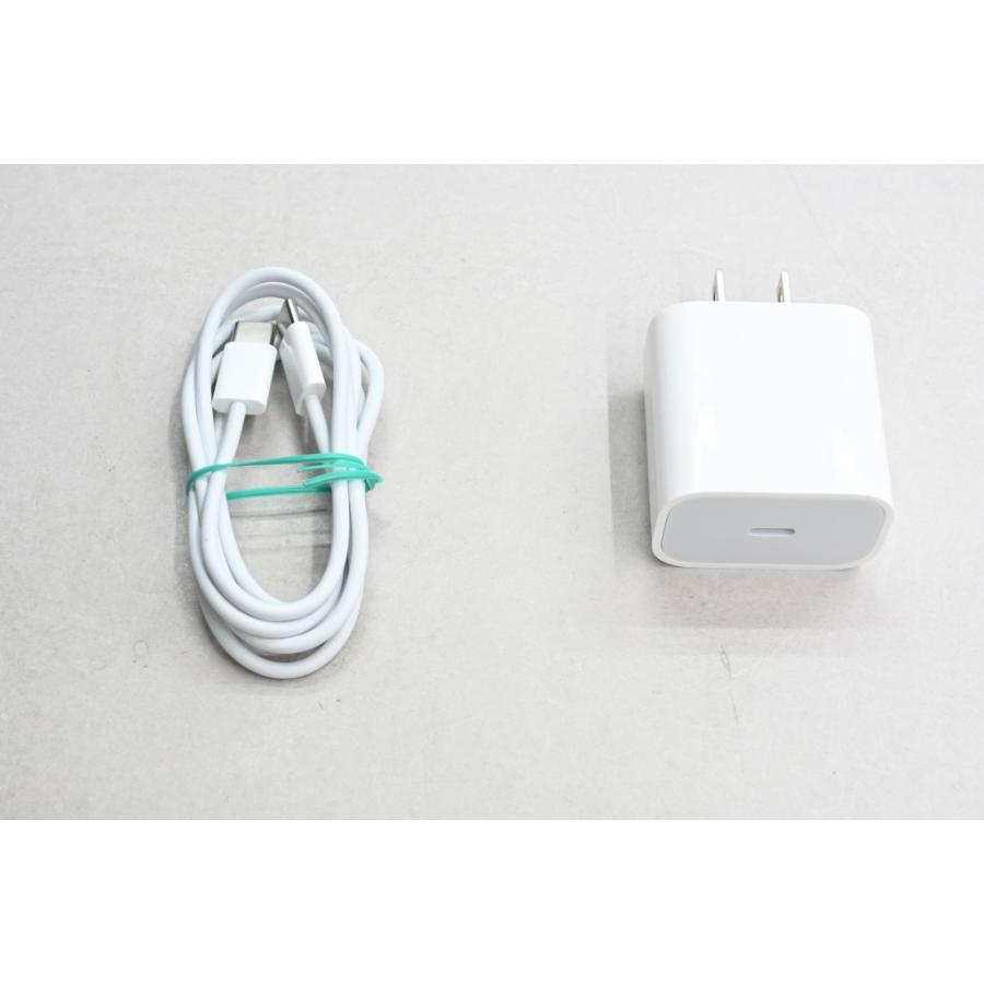 iPad Air [中古]Apple (第5世代) Wi-Fiモデル 64GB スターライト