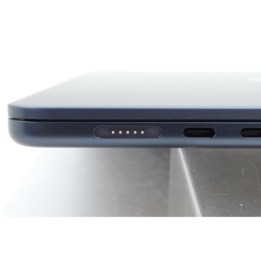 [中古]Apple MacBook Air 15インチ M4(10コアCPU/10コアGPU) 256GB ミッドナイト MW1L3J/Aの画像