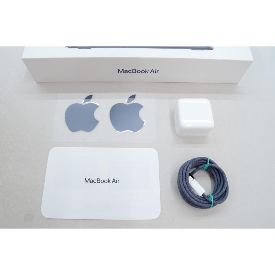 [中古]Apple MacBook Air 13インチ M2(8コアCPU/8コアGPU) 8GB/256GB ミッドナイト MLY33J/Aの画像