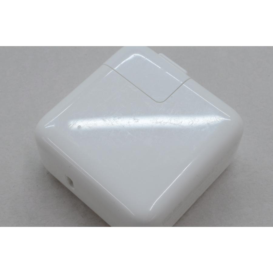 [中古]Apple MacBook Air 13インチ M1(8コアCPU/7コアGPU) 8GB/256GB ゴールド MGND3J/Aの画像