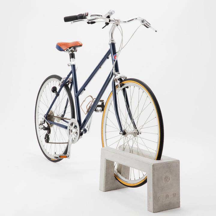 自転車スタンド 屋外 置くだけ おしゃれ 「コンクリート製 自転車スタンド 屋外 置くだけ おしゃれ 「コンクリート製