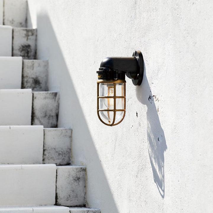 マリンランプ「アートワークスタジオ（ARTWORKSTUDIO） ネイビーベース ウォールランプ（Navy base-wall lamp）コードなし/屋内・屋外兼用」外灯 電球なし｜juicygarden｜02