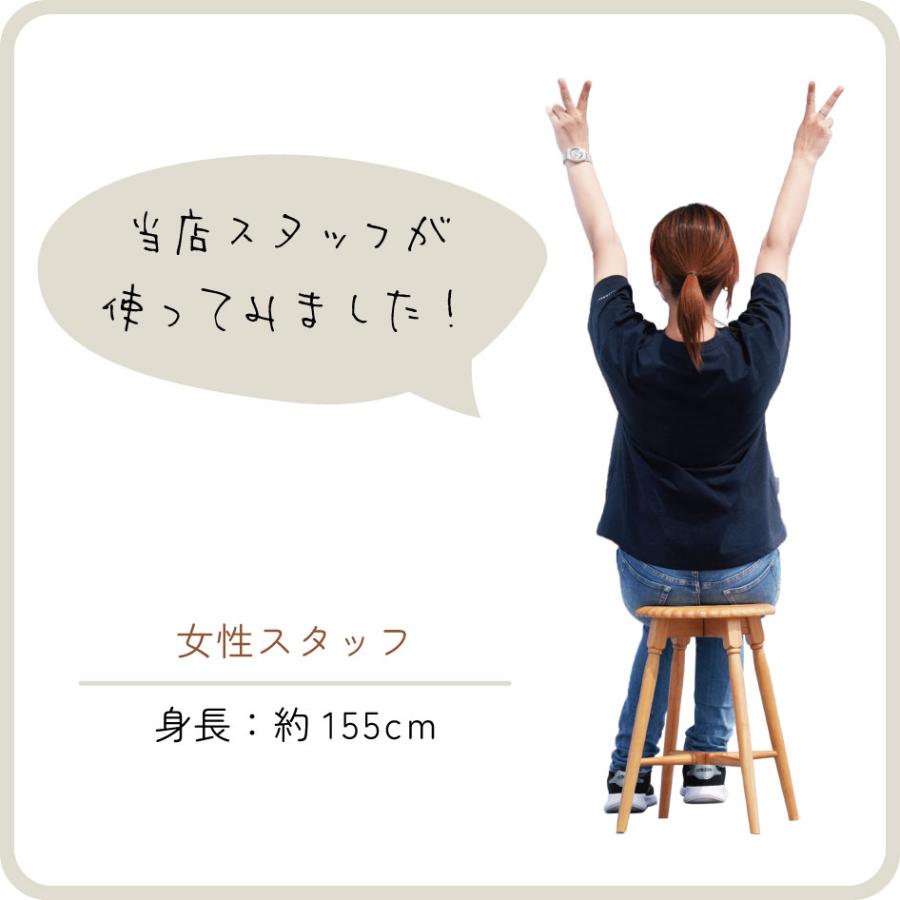 プチポワンの小さい丸椅子　フットスツール 　ビスクドール撮影用など フットスツール.プチポワン フランス アンティーク ディスプレイスタンド