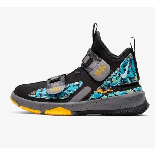 nike lebron soldier 13 flyease