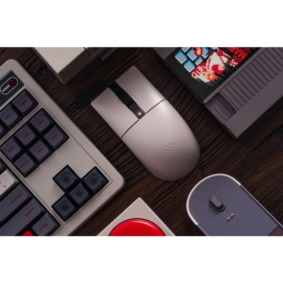 8BitDo レトロ R8 マウス、充電ドック、PAW 3395 光学センサー DPI
