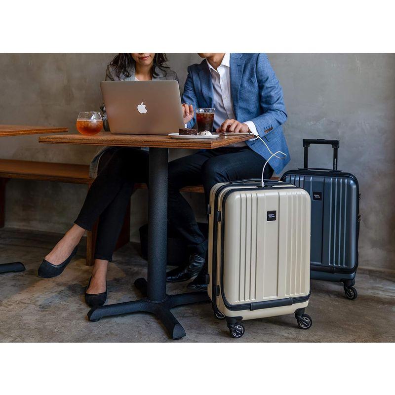 Regent Square(リージェントスクエア) 静音グッドイヤーホイール 機内