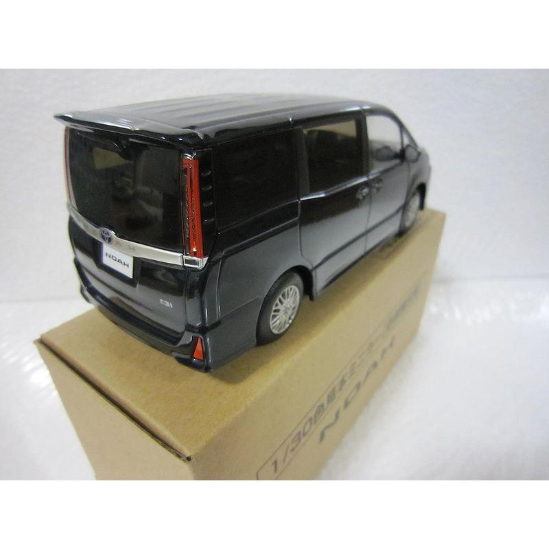 公式 グッズ トヨタ 1/30 オフィシャルミニカー 新型ノア NOAH カラーサンプル ブラキッシュアゲハガラスフレーク 221 【Y2418336160】(12587円)
