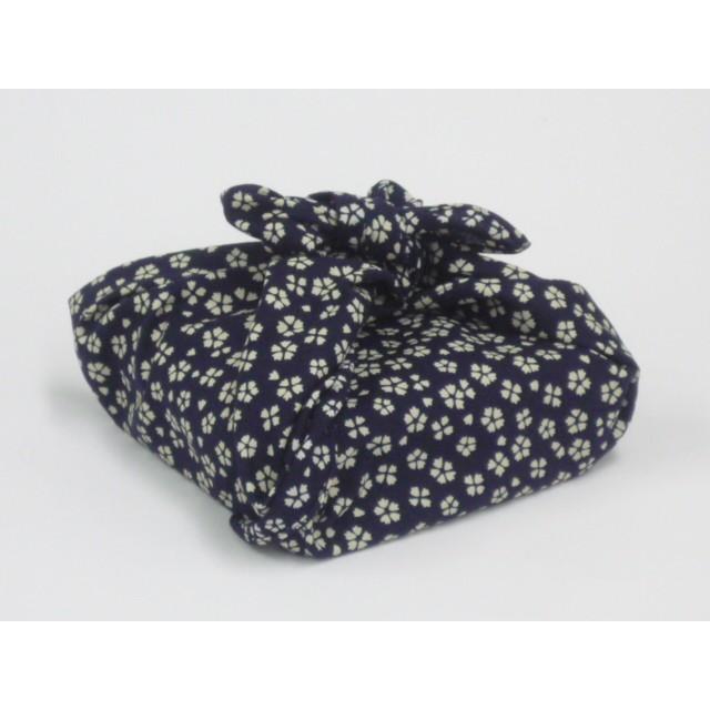 和模様 小風呂敷 /小花　お弁当包み　大判ハンカチ　タペストリー　和柄　ひざ掛け |  | 01