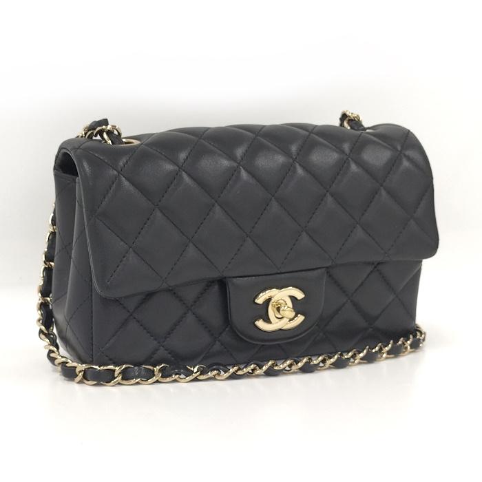 CHANEL マトラッセ20 チェーンショルダーバッグ ココマーク レザー  