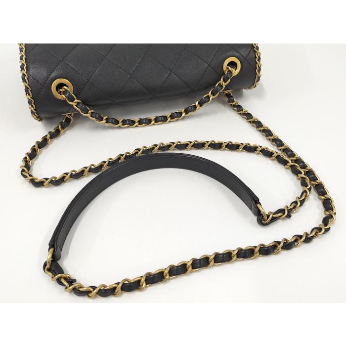 CHANEL（シャネル） チェーンショルダーバッグ マトラッセ23 カーフ 
