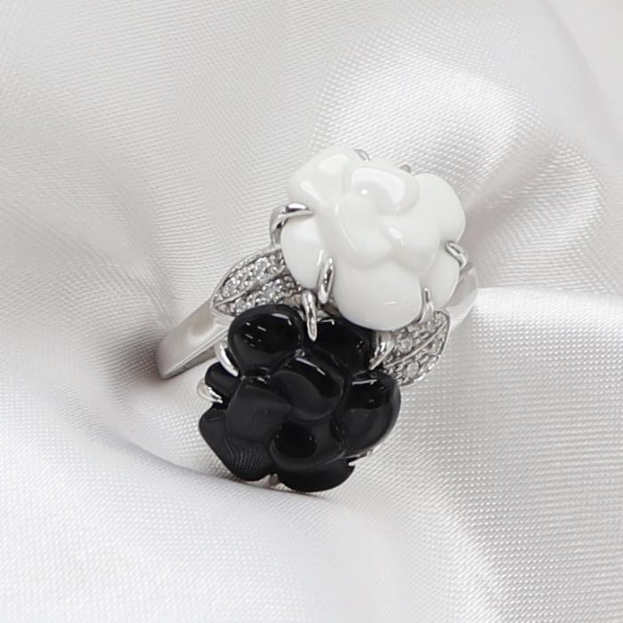 CHANEL 【中古】シャネル カメリア リング 750WG 8P ダイヤ オニキス  