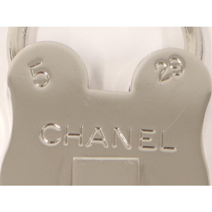 CHANEL 【中古】シャネル 南京錠型 カデナ チャーム くま CHANEL 【中古】シャネル 南京錠型 カデナ チャーム くま