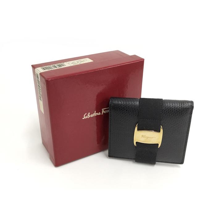 FERRAGAMO（フェラガモ） Salvatore Ferragamo 2つ折財布 ヴァラ