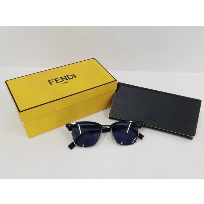 FENDI 【中古】フェンディ サングラス ブラック プラスチック FF M0003 