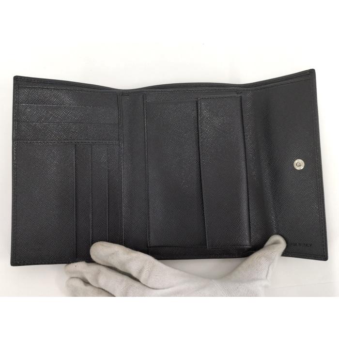 美品♡PRADA プラダ　M510A 三つ折り財布　サフィアーノ　ブラック 楽天市場】プラダ PRADA 三つ折り財布 M510A サフィアーノ