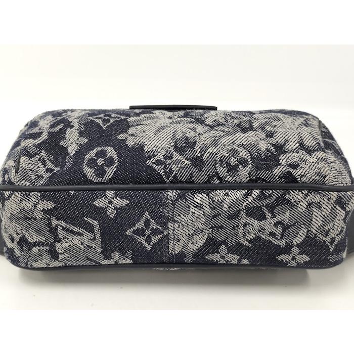 LOUIS VUITTON（ルイ・ヴィトン） バムバッグ アウトドア ボディバッグ