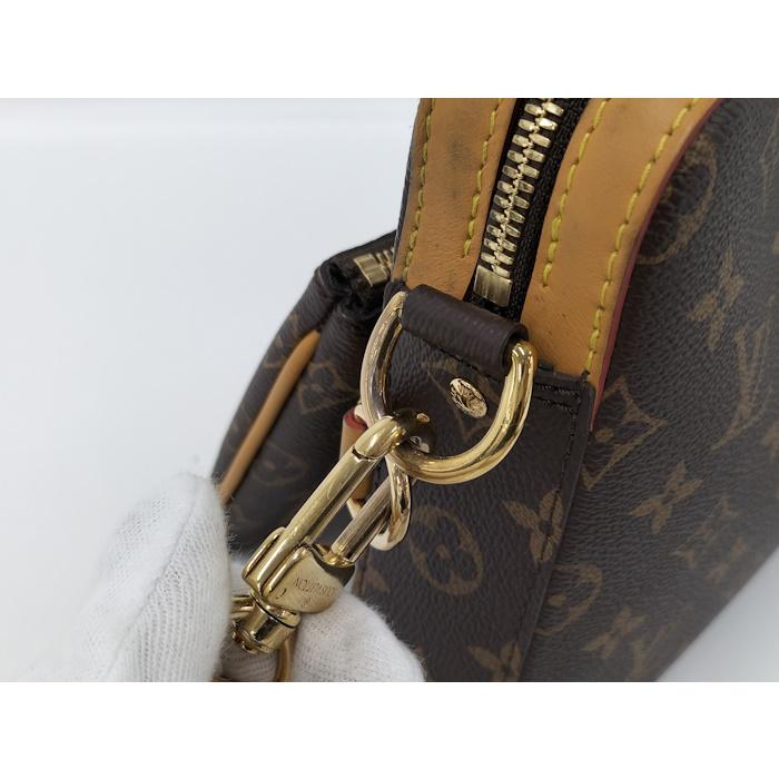 LOUIS VUITTON LVスクエアード トリオ メッセンジャー モノグラム ルイ・ヴィトン LOUIS VUITTON トリオ・メッセンジャー ブラック