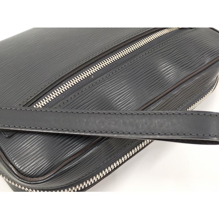 LOUIS VUITTON（ルイ・ヴィトン） クラッチバッグ ネオオッシュ エピ