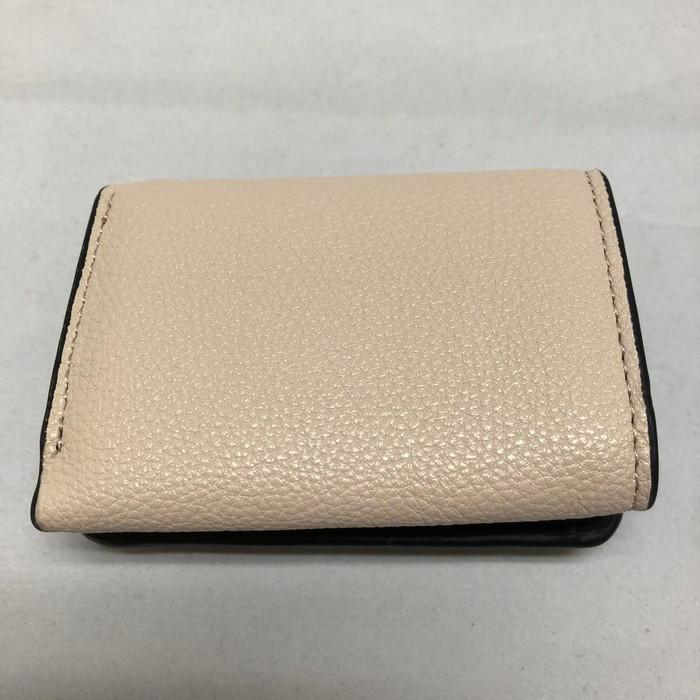 GUESS 三つ折り財布 ミニウォレット JP743438 ベージュ系 [jgg GUESS 三つ折り財布 ミニウォレット JP743438 ベージュ系 [jgg