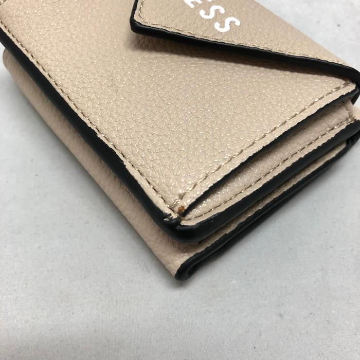 GUESS 三つ折り財布 ミニウォレット JP743438 ベージュ系 [jgg GUESS 三つ折り財布 ミニウォレット JP743438 ベージュ系 [jgg
