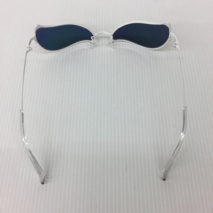 中古】コスパ ワンピース ドフラミンゴ サングラス 限定300個 中古】コスパ ワンピース ドフラミンゴ サングラス 限定300個