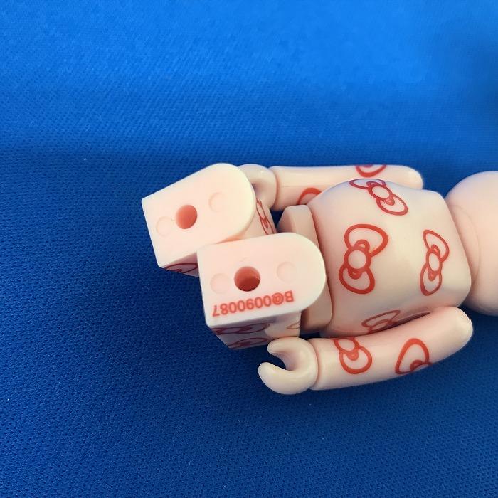 MEDICOM TOY BE@RBRICK ハローキティ ホワイト/ピンク系 [jgg MEDICOM TOY BE@RBRICK ハローキティ ホワイト/ピンク系 [jgg