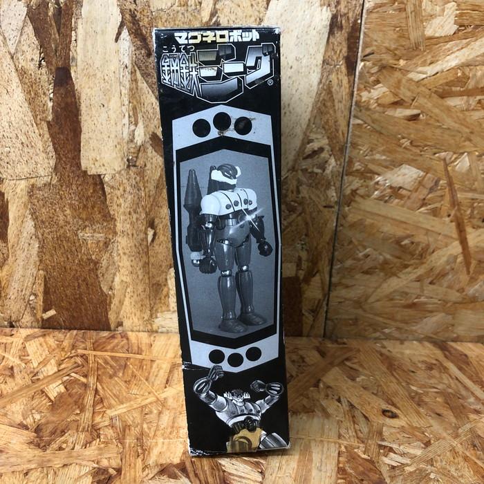 中古】タカラ マグネロボット 鋼鉄ジーグ 限定版ブラックジーグ 中古】タカラ マグネロボット 鋼鉄ジーグ 限定版ブラックジーグ