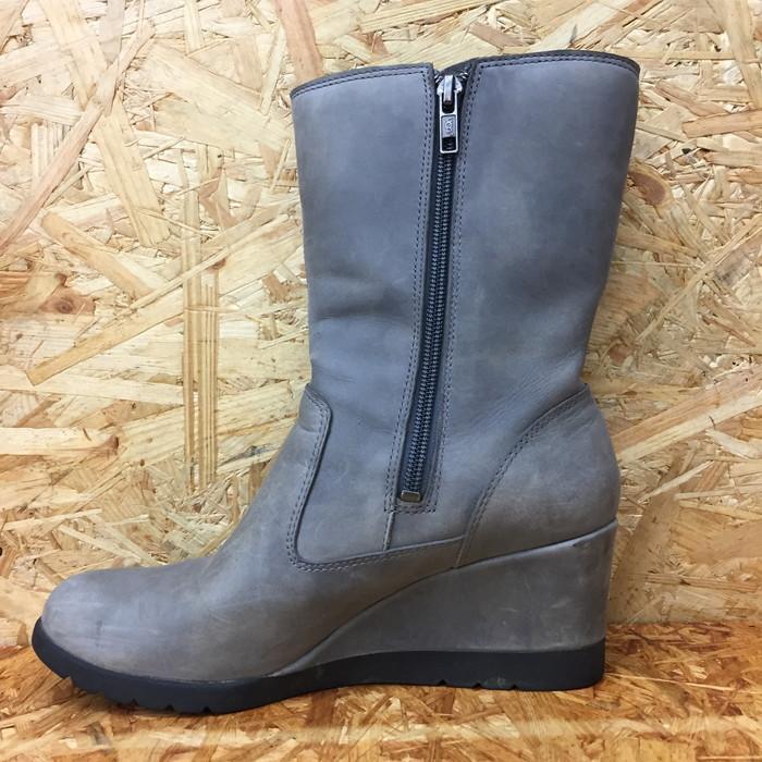 UGG Australia（アグオーストラリア） アグ ヒールブーツ ムートン 