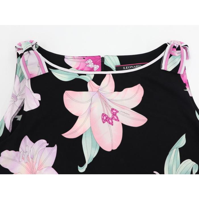 レオナール　サイズ40 フラワープリント スリーブレス ワンピース レオナール サイズ40 フラワープリント スリーブレス ワンピース