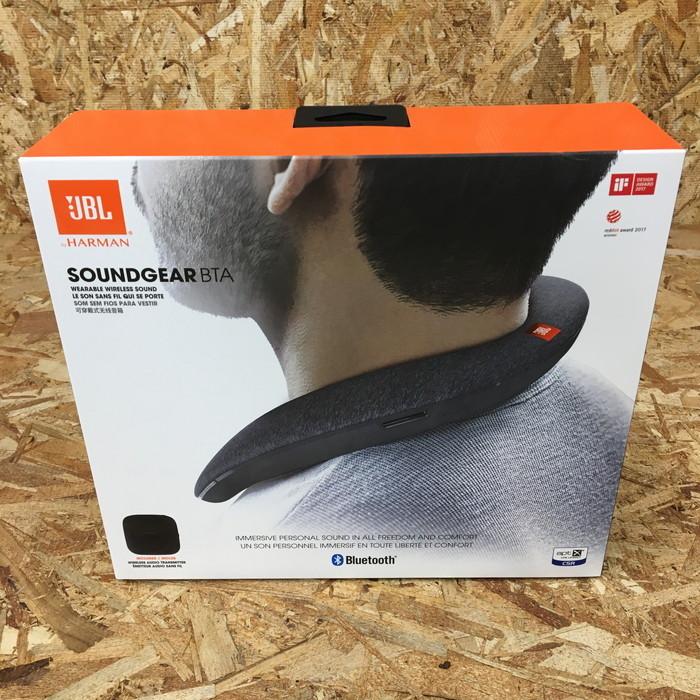 【中古】JBL SOUNDGEAR BTA HARMAN サウンドギア BTA ハーマン 首掛け式 Bluetoothスピーカー グレー [jgg]
