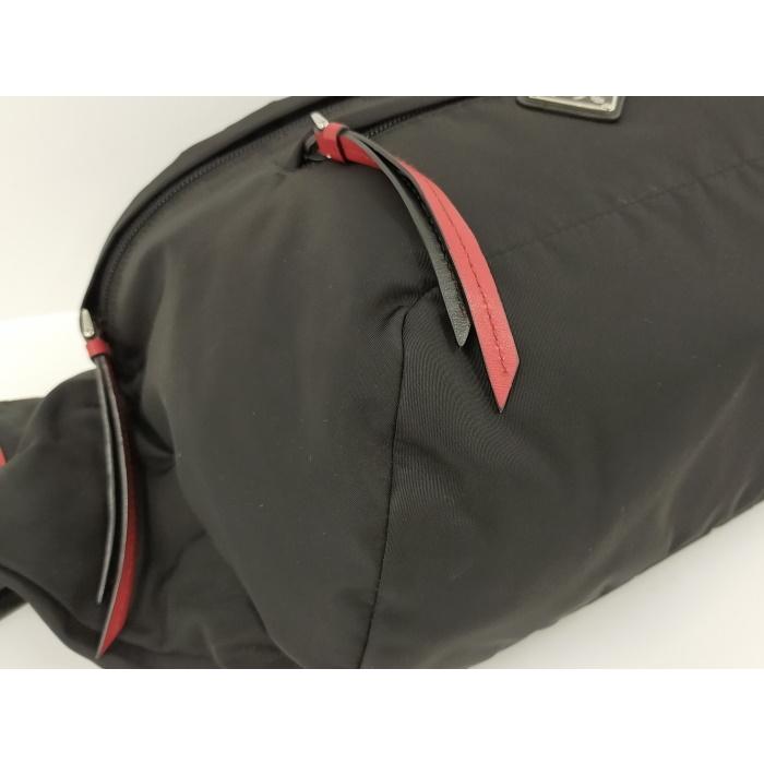 PRADA 【中古】プラダ ウエストポーチ ベルトバッグ ブラック ナイロン 