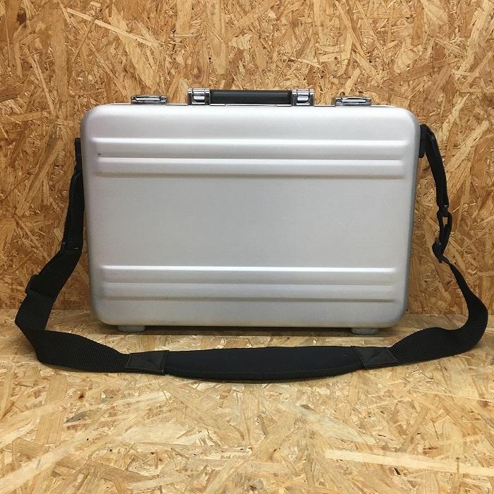 中古 ゼロハリバートン 2wayミニアタッシュケース シルバー Jggz ジャングルジャングル 通販 Yahoo ショッピング