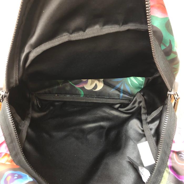 MARC BY JACOBS 【中古】Marc by Marc Jacobs 不思議の国の MARC BY JACOBS 【中古】Marc by Marc Jacobs 不思議の国の